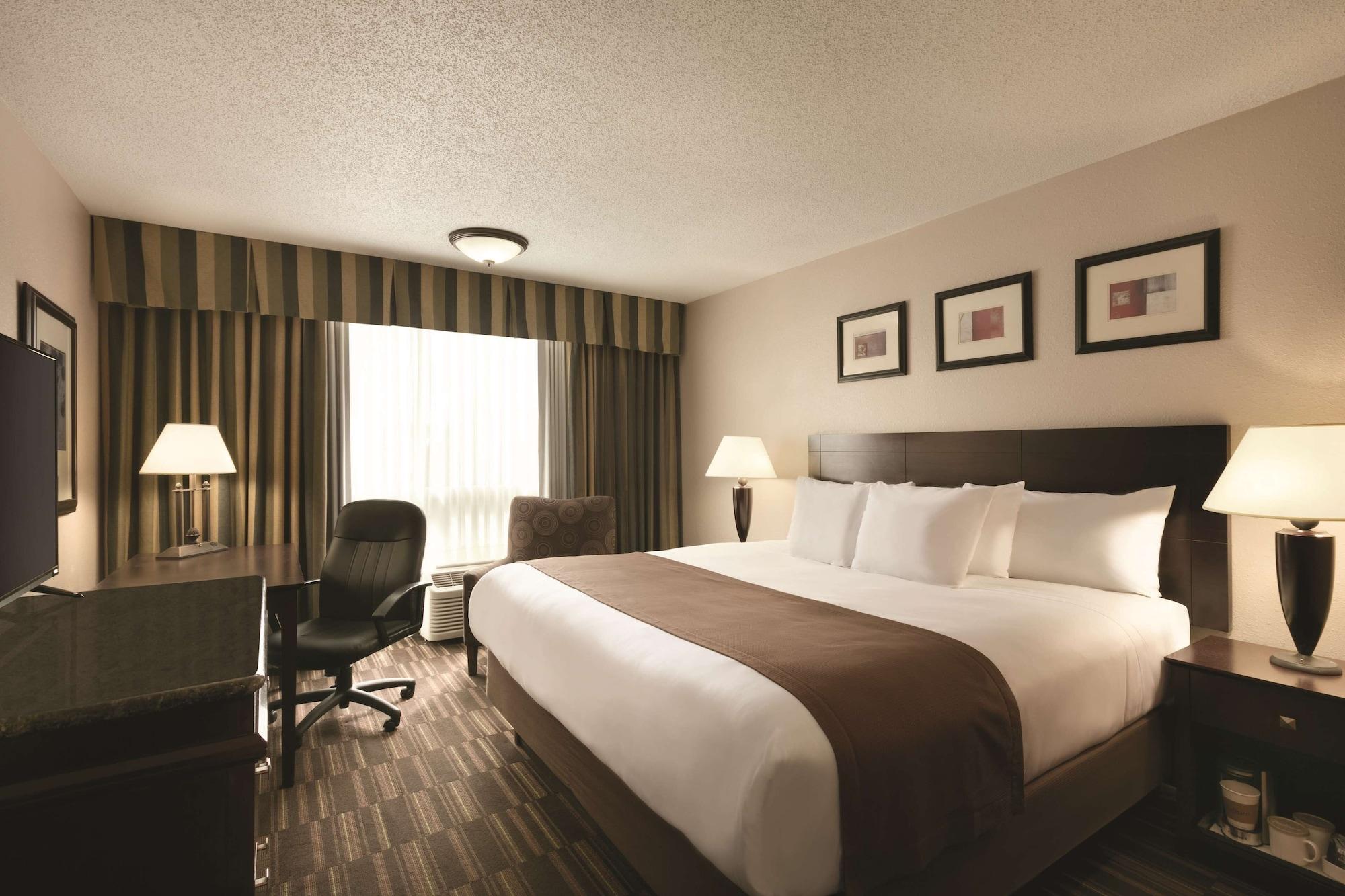 Hotel Radisson Louisville North