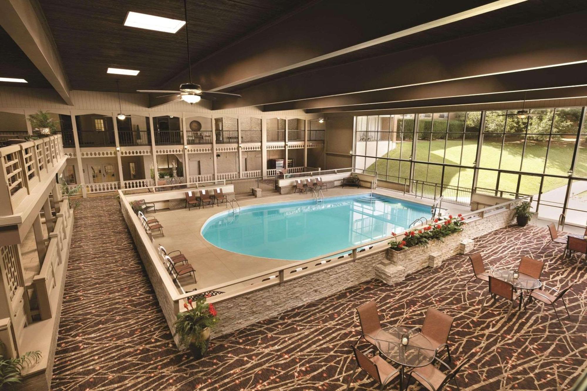 Radisson Louisville North Hotel Jeffersonville