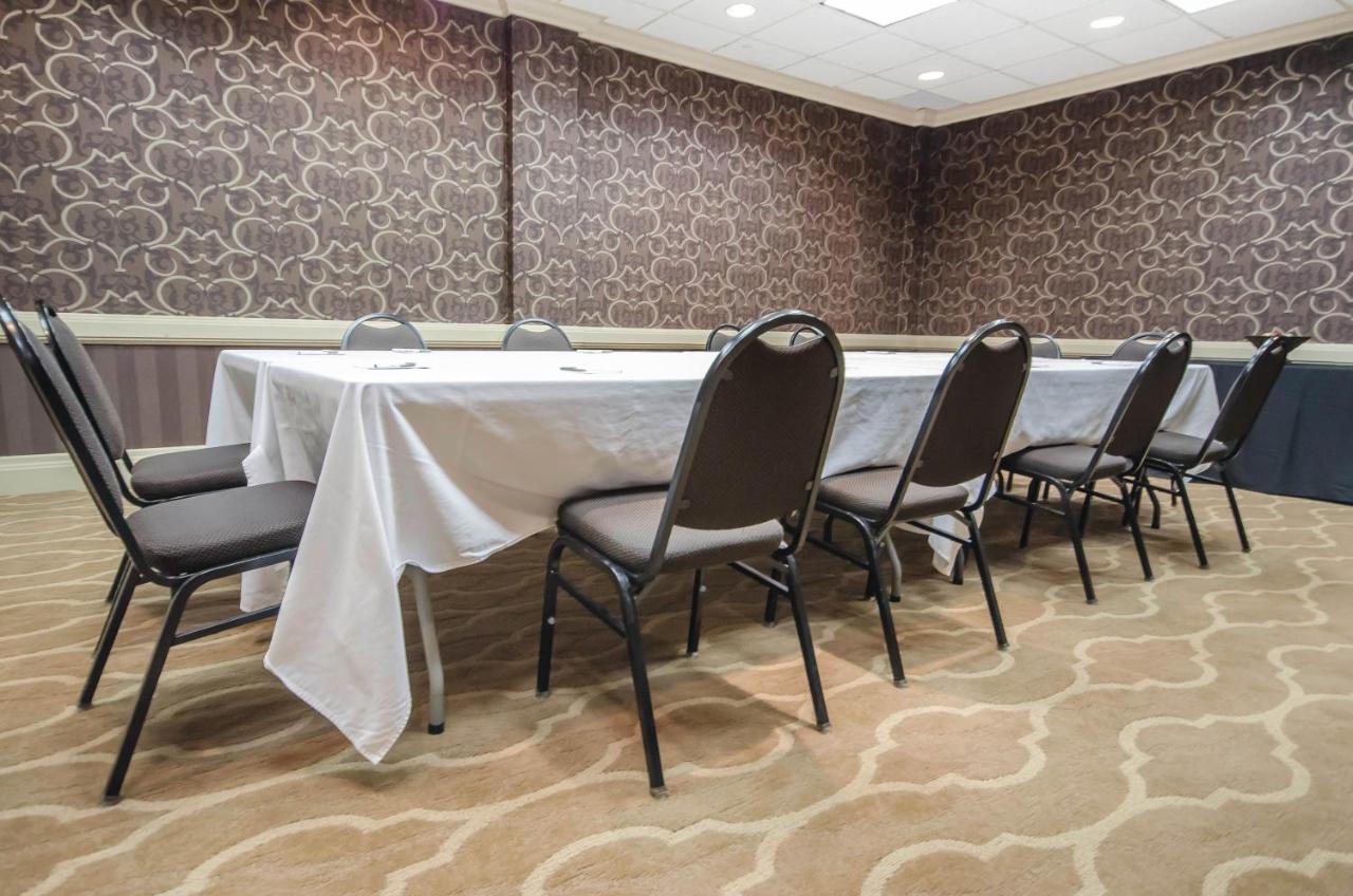Hotel Radisson Louisville North